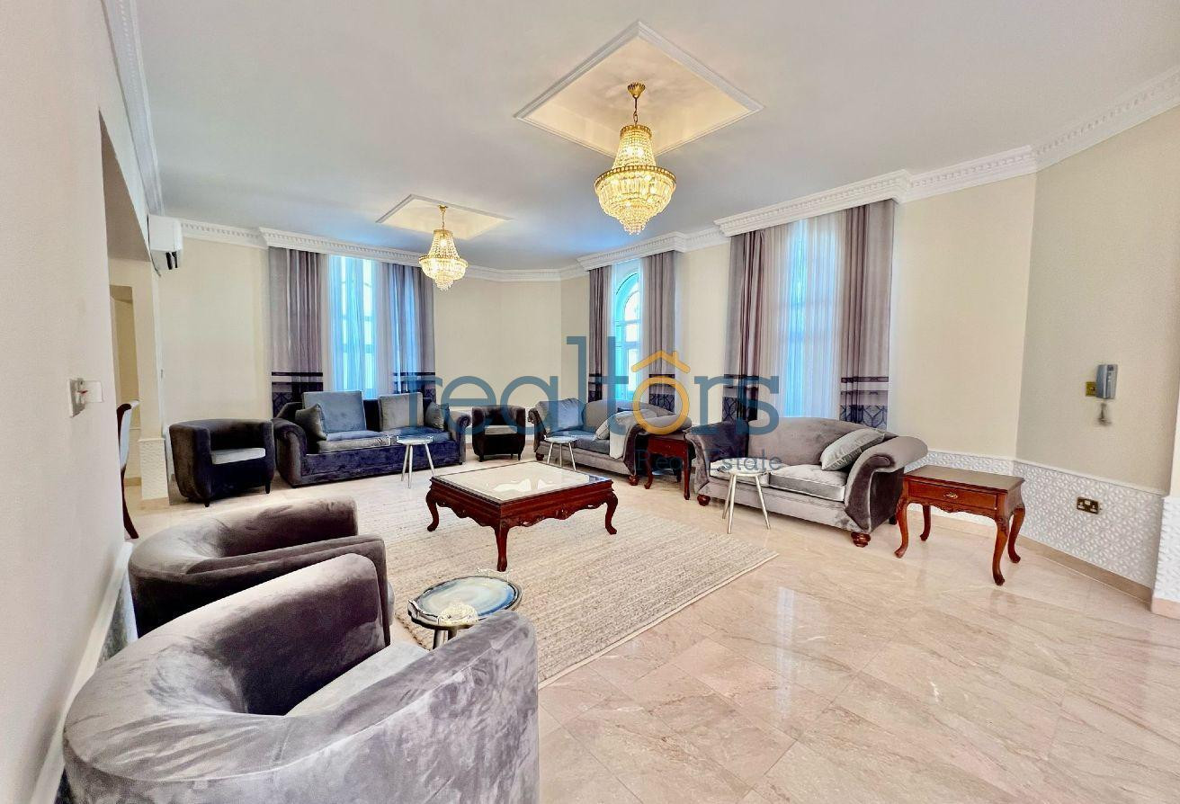 SA VILLA 5 BED DRIVER! MAID INDOOR PRIVATE POOL - Villa in Onaiza Street