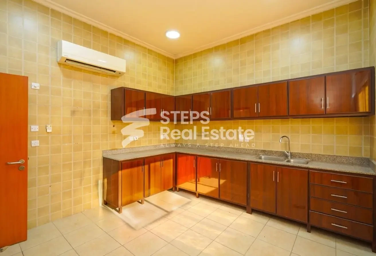 Spacious Villa with Maids Room for Rent in Muraikh - Villa in AlMuraikh