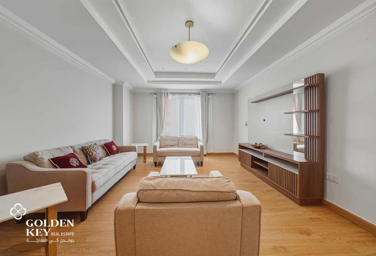 Modern Finishes | FF-2BR w/ Balcony | Porto Arabia - Apartment in West Porto Drive