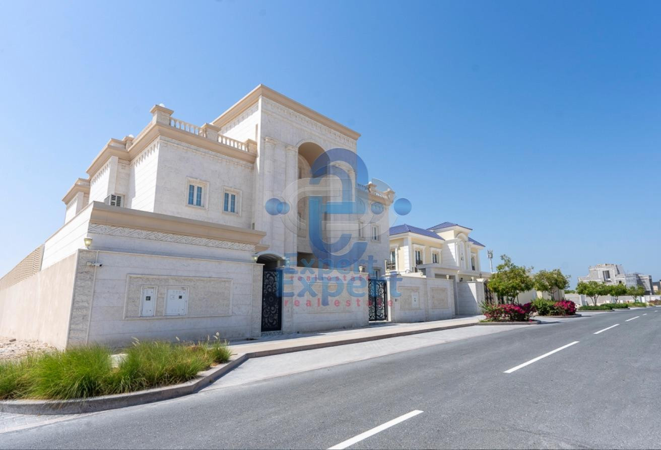 5BR VILLA WITH SEAVIEW || PAYMENT PLANS AVAILABLE