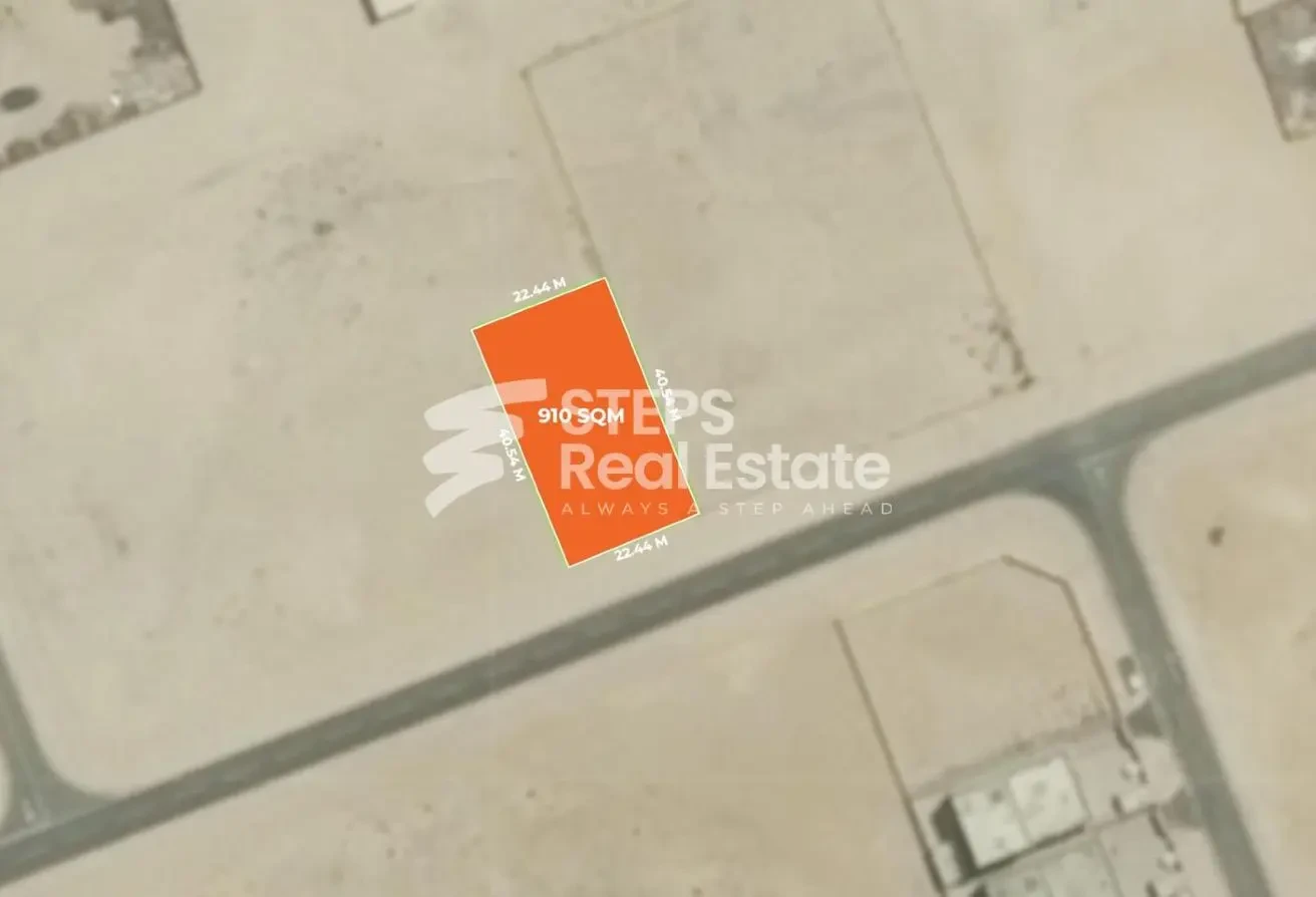 Buildable Residential Land in Al Thumama - Labor Camp in Al Thumama