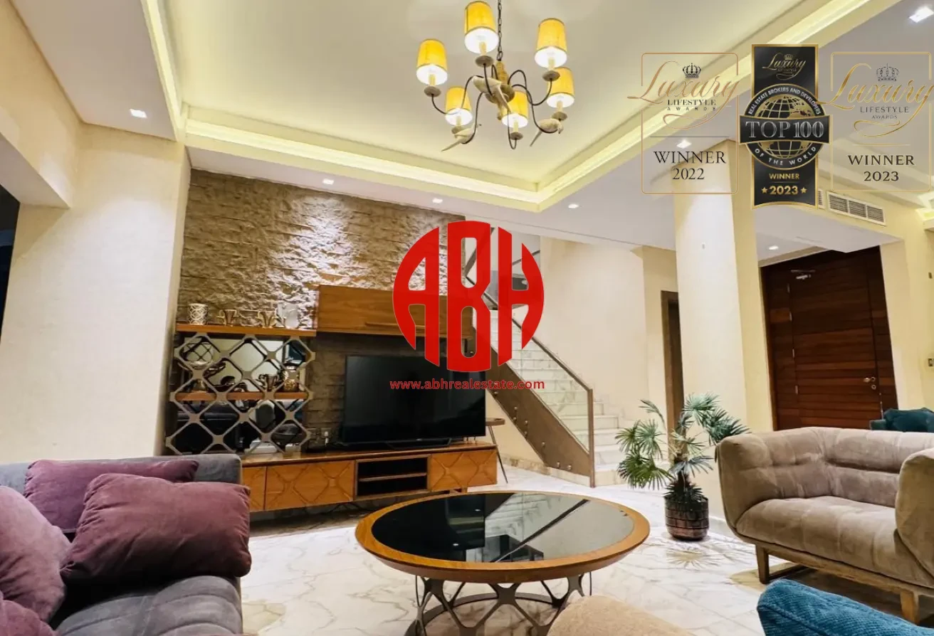 SPACIOUS 3 BEDROOM VILLA + MAID | ELITE COMMUNITY - Compound Villa in Al Waab Street