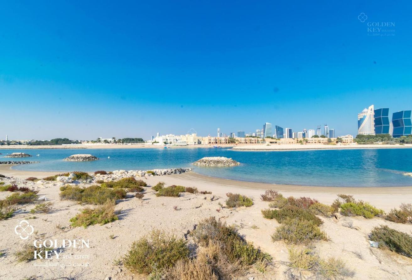 Premium Plot | Next to the beach | West Bay Lagoon - Plot in South Gate