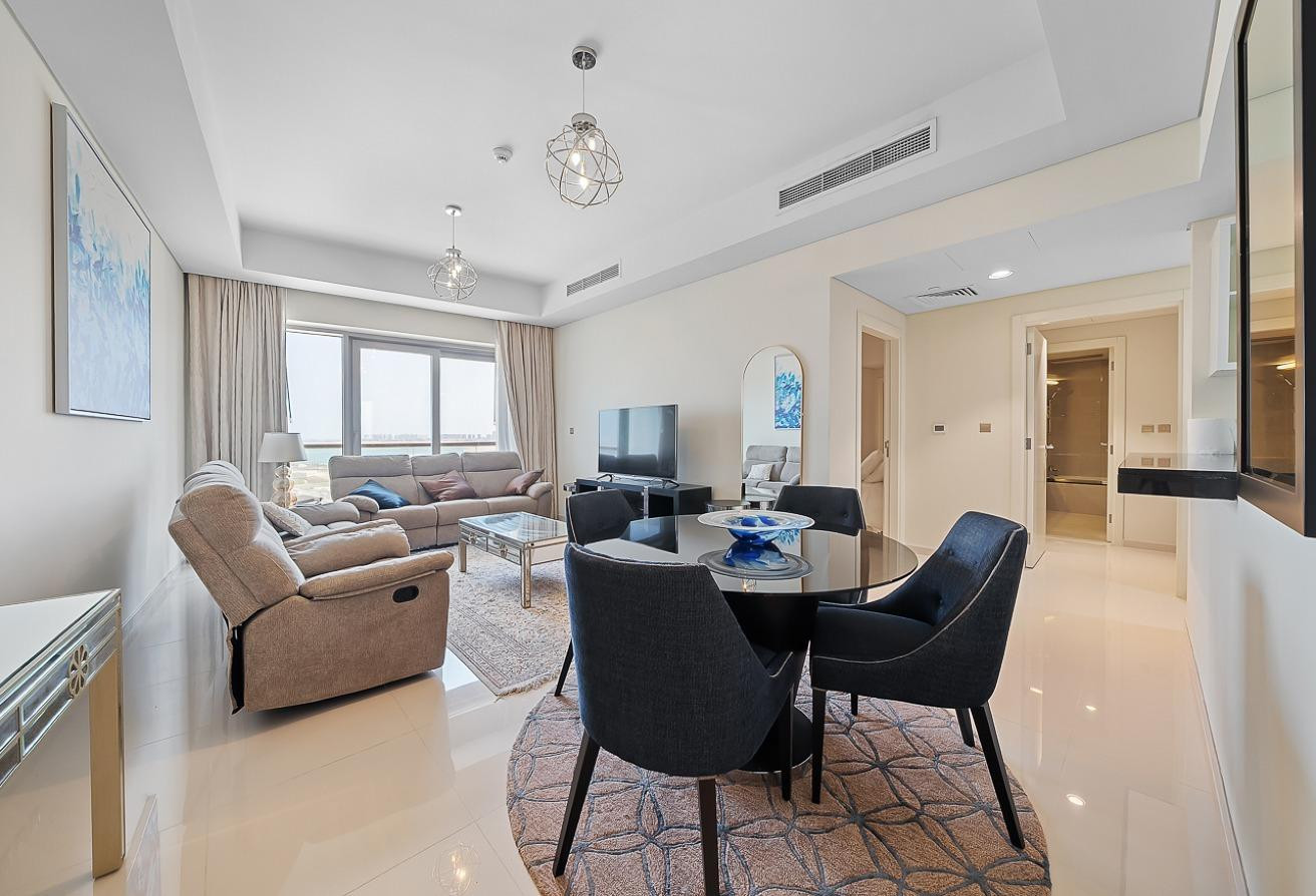 Bills Included| Furnished 2BR| Balcony w/ Sea View - Apartment in Burj DAMAC Waterfront