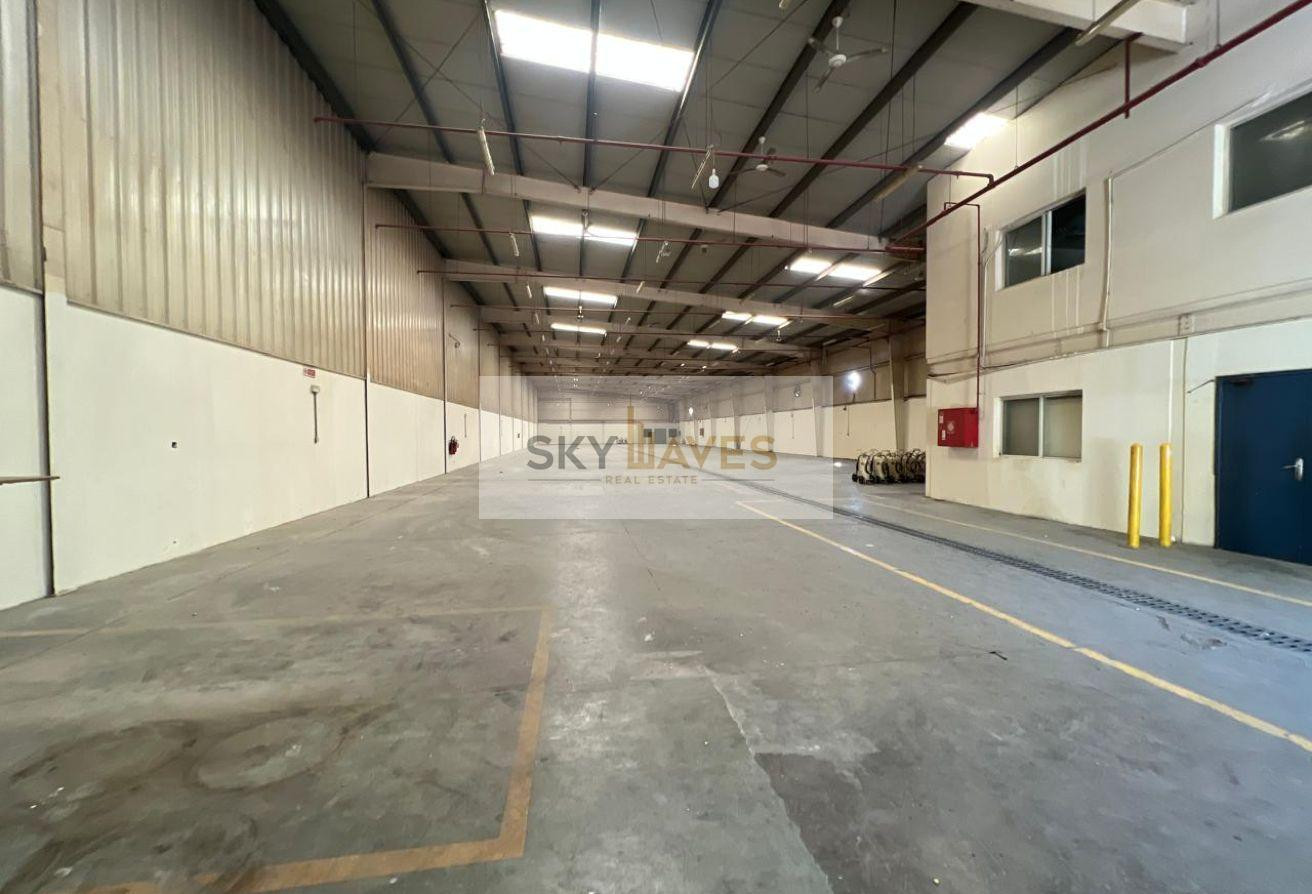 WAREHOUSE | WITH ROOMS | OFFICE SPACE