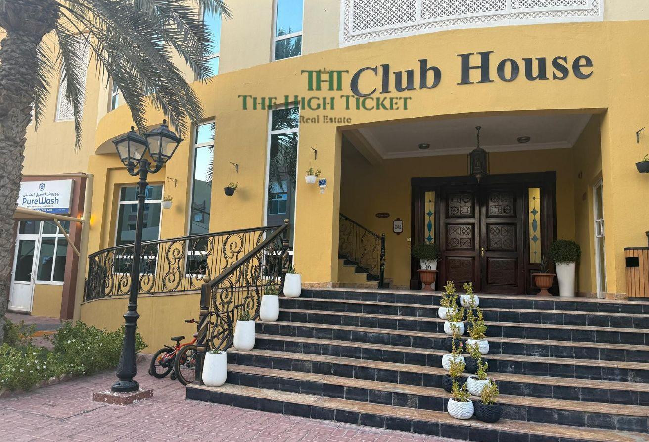 Family Friendly | SF | Maid | 4bhk Villa - Villa in Bu Hamour Street