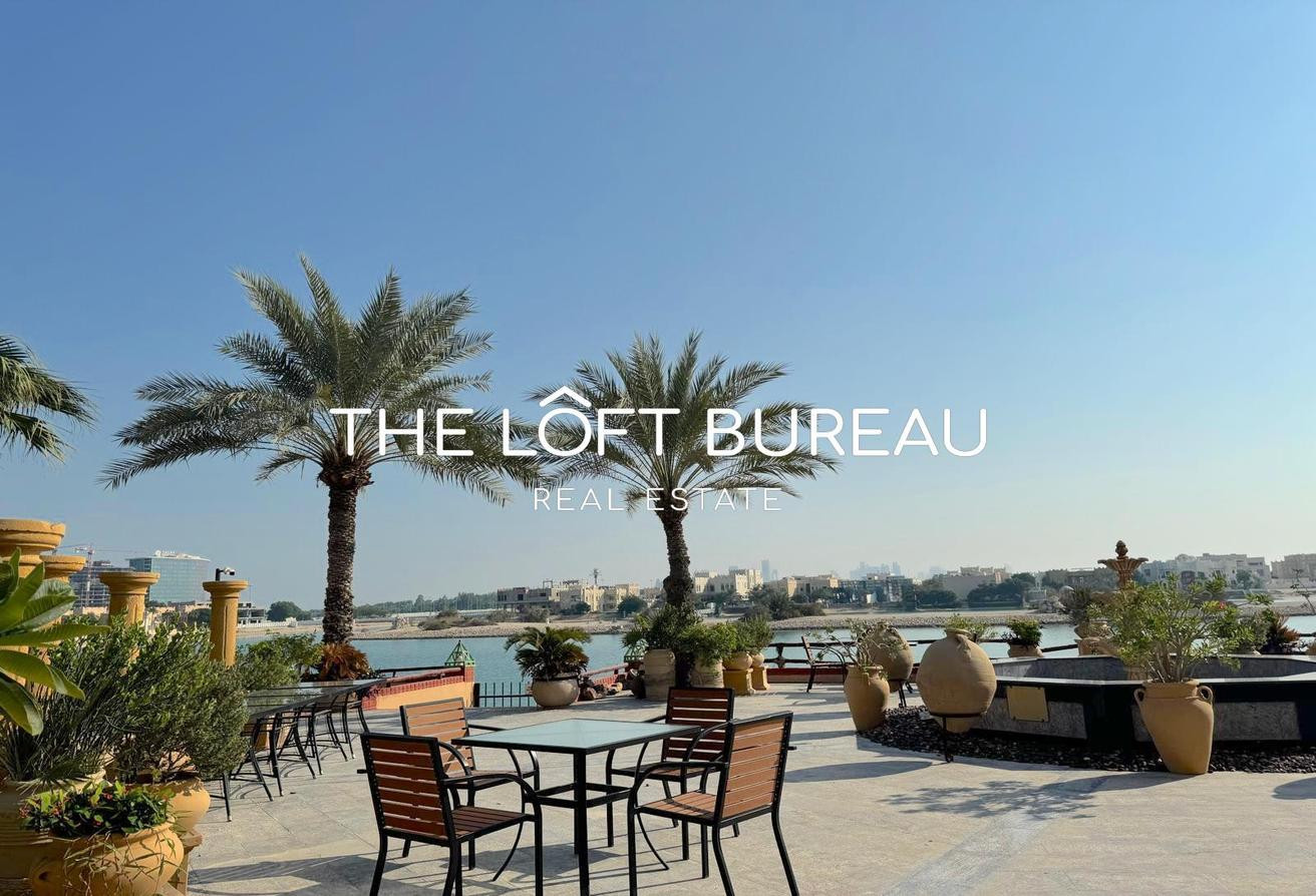 Luxury Sea View Villa with Private Garden Retreat - Villa in North Gate