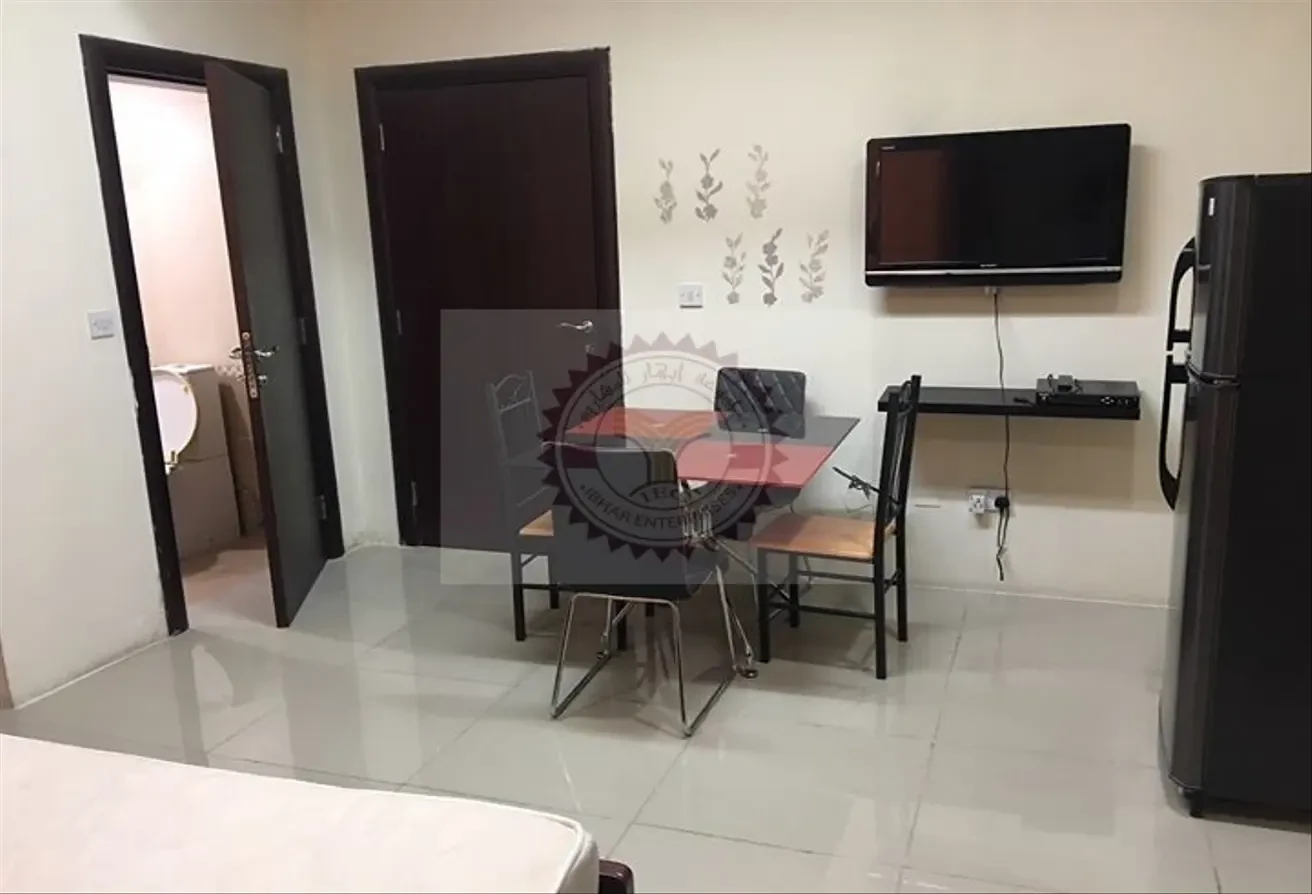 Studio furnished for rent in Doha - Apartment in New Salata