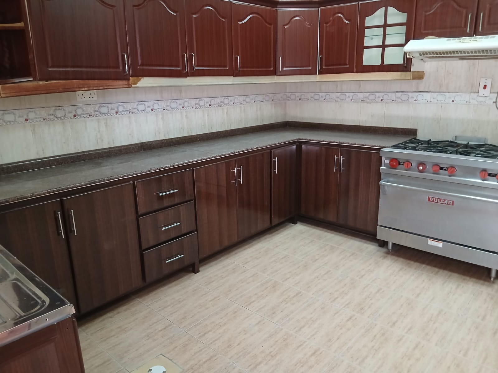 Elegant Stand Alone 5bhk Villa with maid and Driver  room for Rent - Villa in Al Dafna