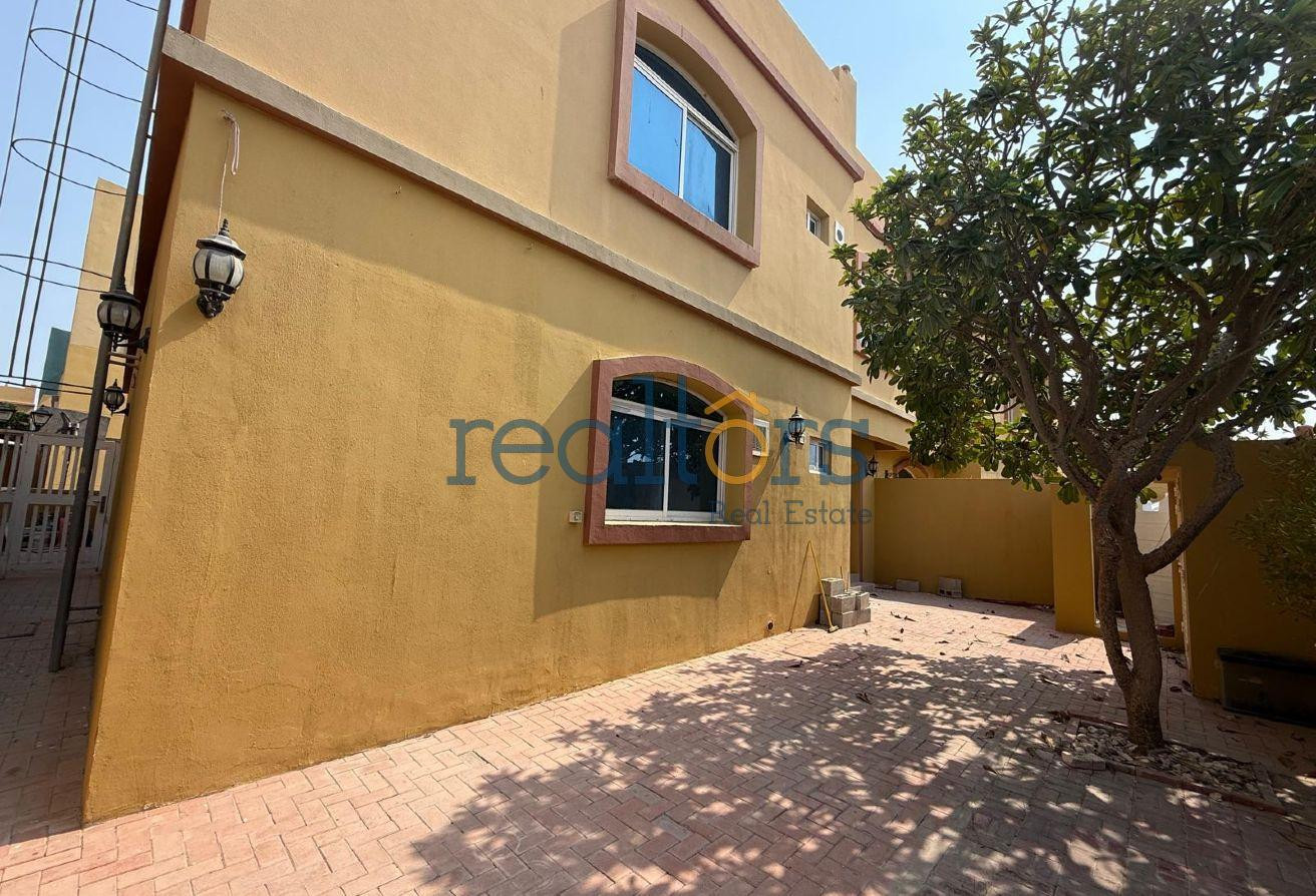 Elegant 4BR+Maid Compound Villa | Abu Hamour - Compound Villa in West Porto Drive