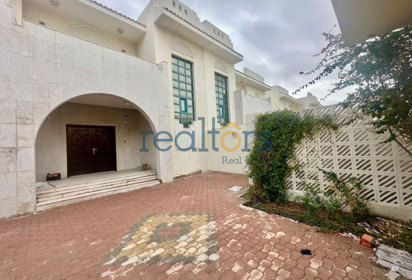 STAND ALONE VILLA WITH PRIVATE POOL | 3+MAID