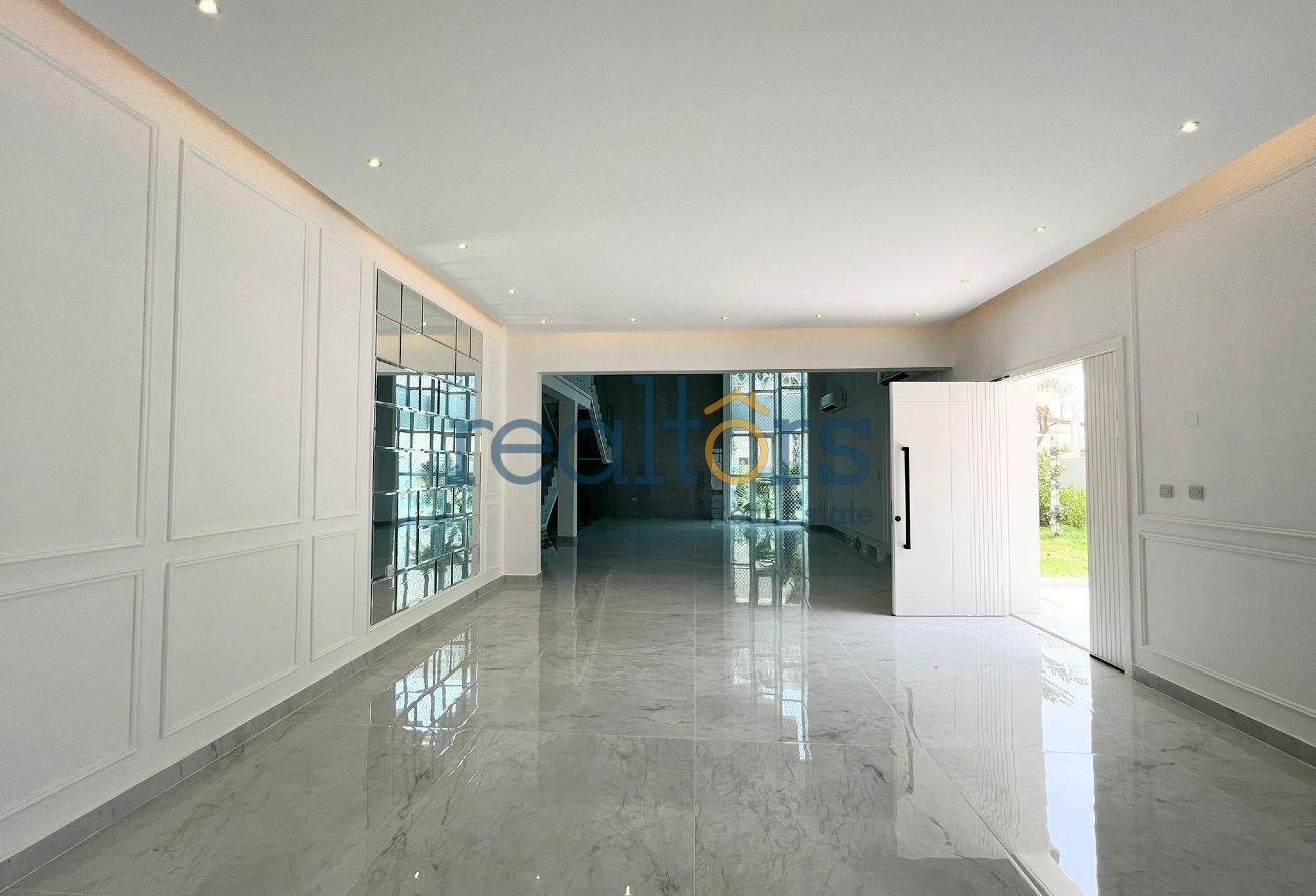 Ideal Luxury Villa | Ambassador Residence/Embassy - Villa in Al Huda Street