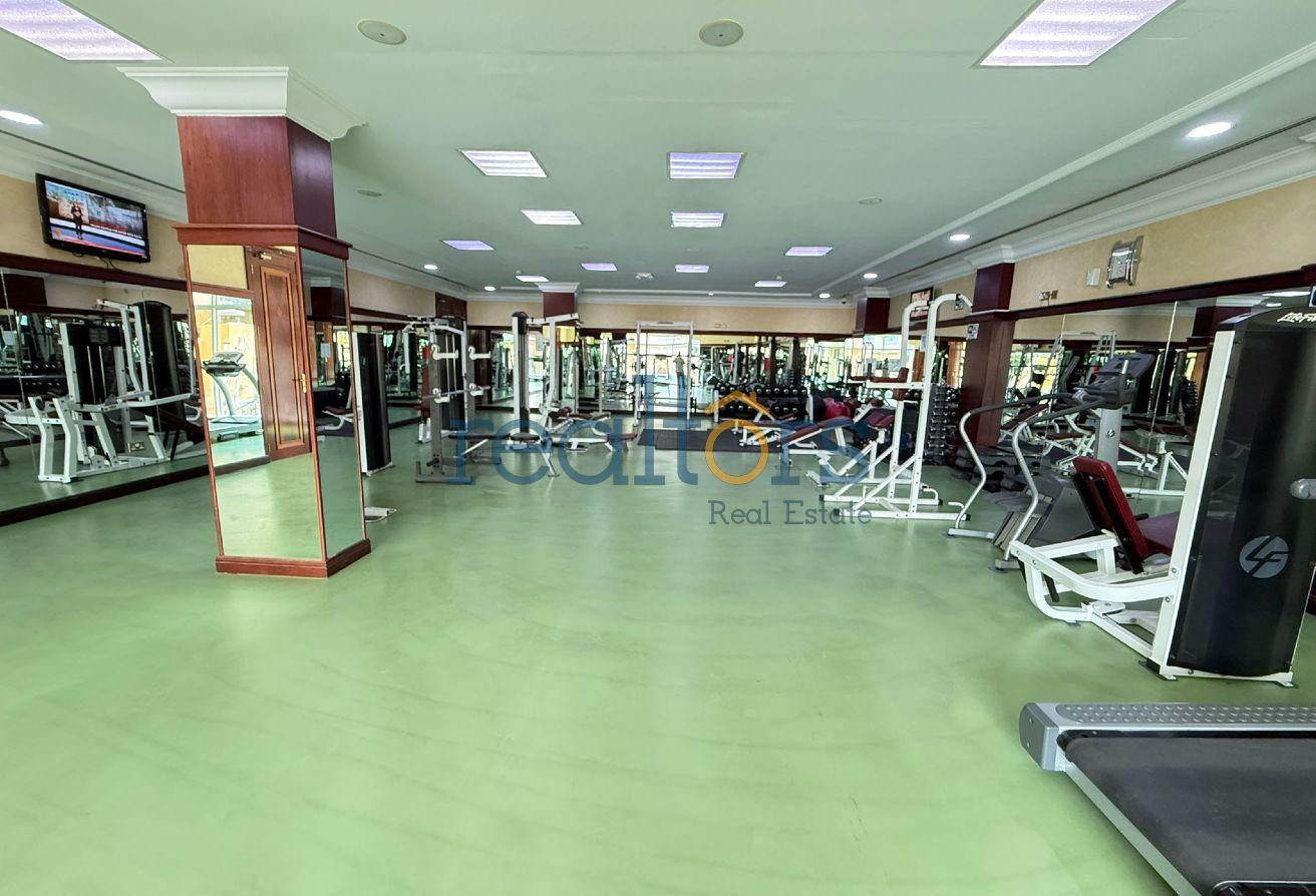 Elegant 4BR+Maid Compound Villa | Abu Hamour - Compound Villa in West Porto Drive