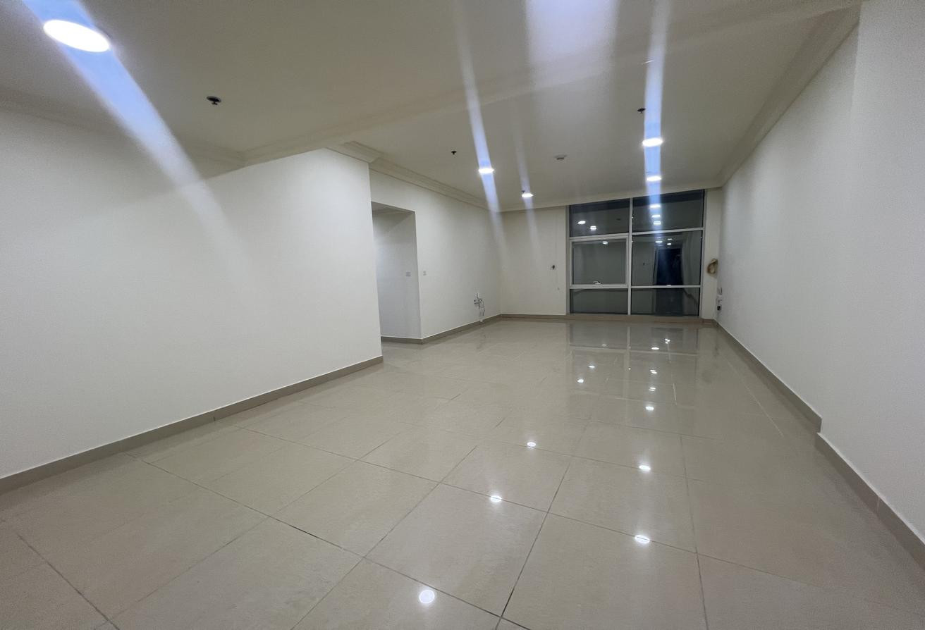 Amazing 3BHK UNFURNISHED IN NEW DOHA AREA - Apartment in New Doha