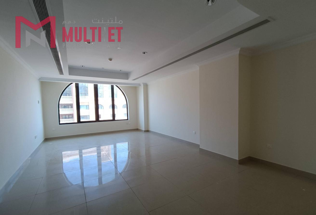 Elegant 1 BHK SF | Luxury Living in the Pearl - Apartment in East Porto Drive