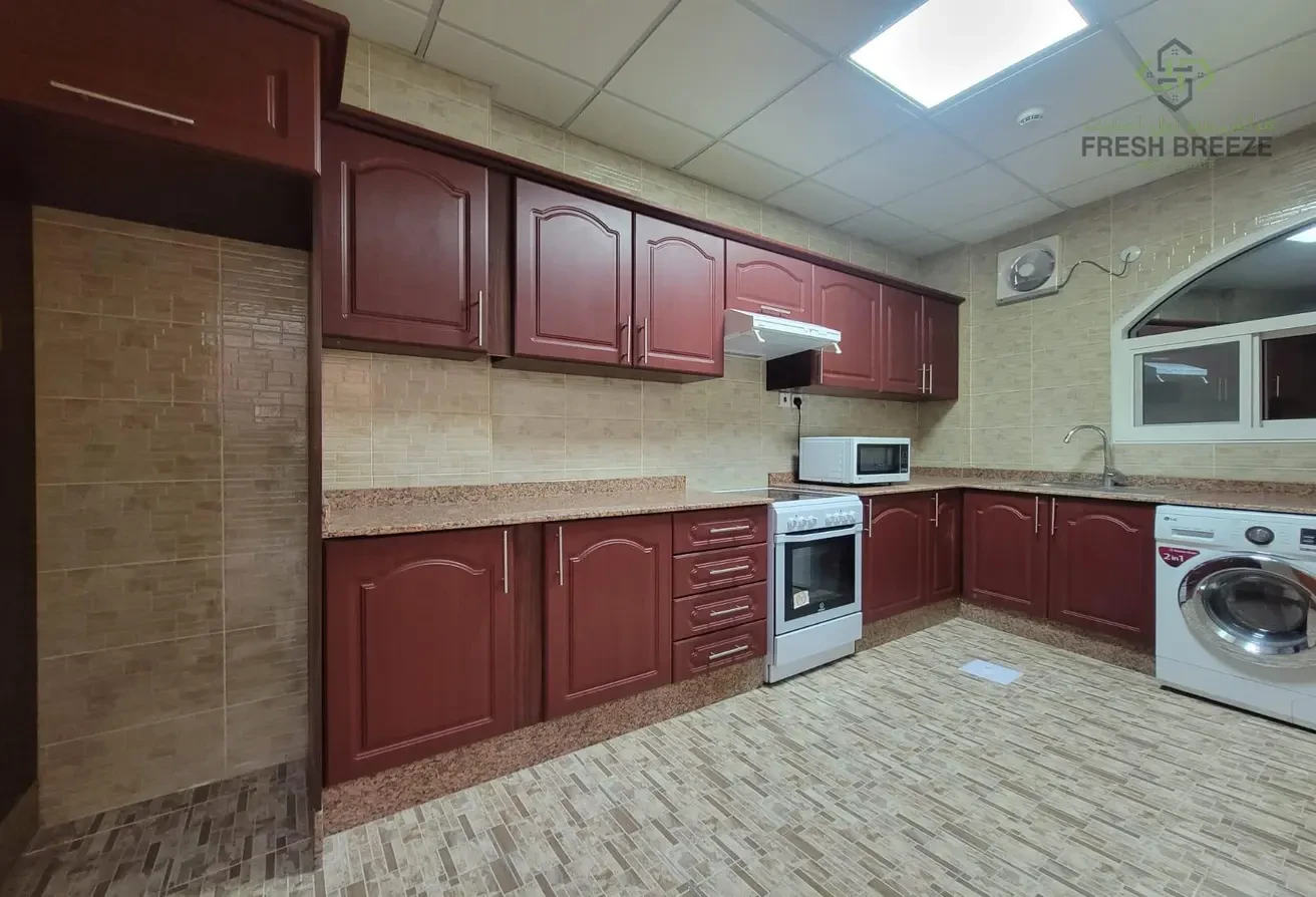 1 BHK Fully Furnished Apartment - Apartment in Umm Ghuwailina 4