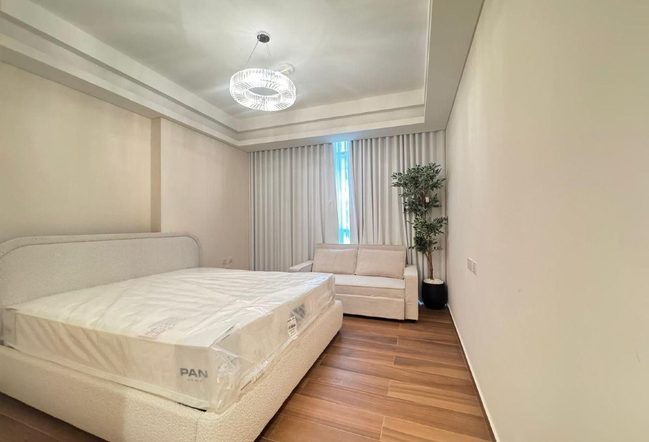 LUXURY FF 1BR APT W/BALCONY &amp; FULL FACILITIES - Apartment in Gewan Island