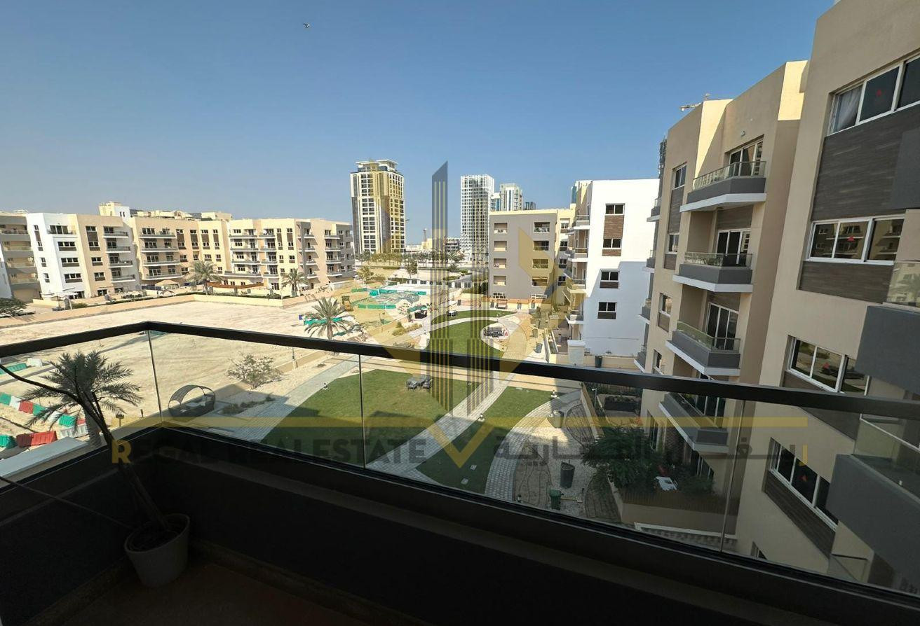 3 Bedrooms + Maid Room, 5 Bathrooms – Lusail Daraa