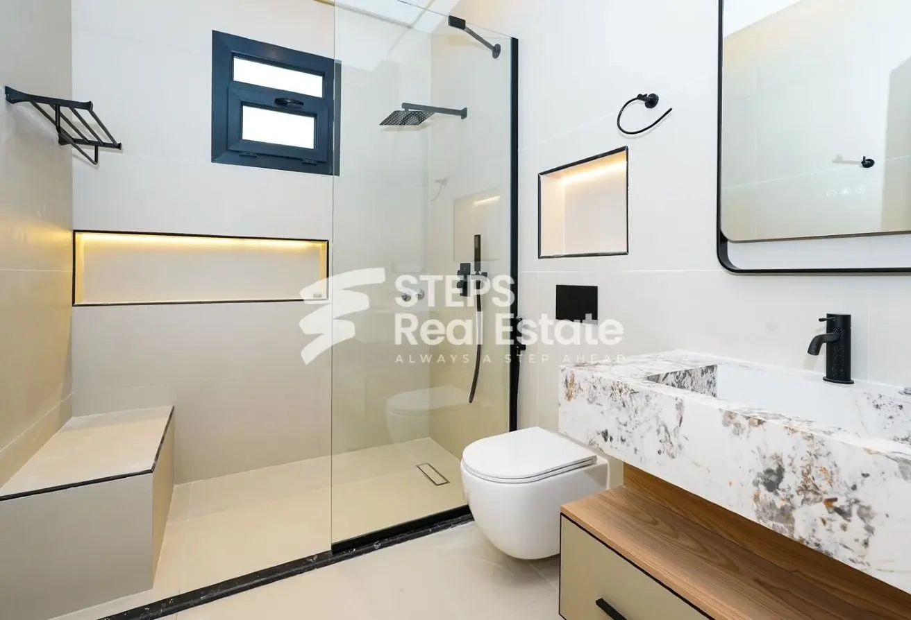 Brand New 6 BHK Villa for Sale with Private Pool - Villa in Umm Qarn