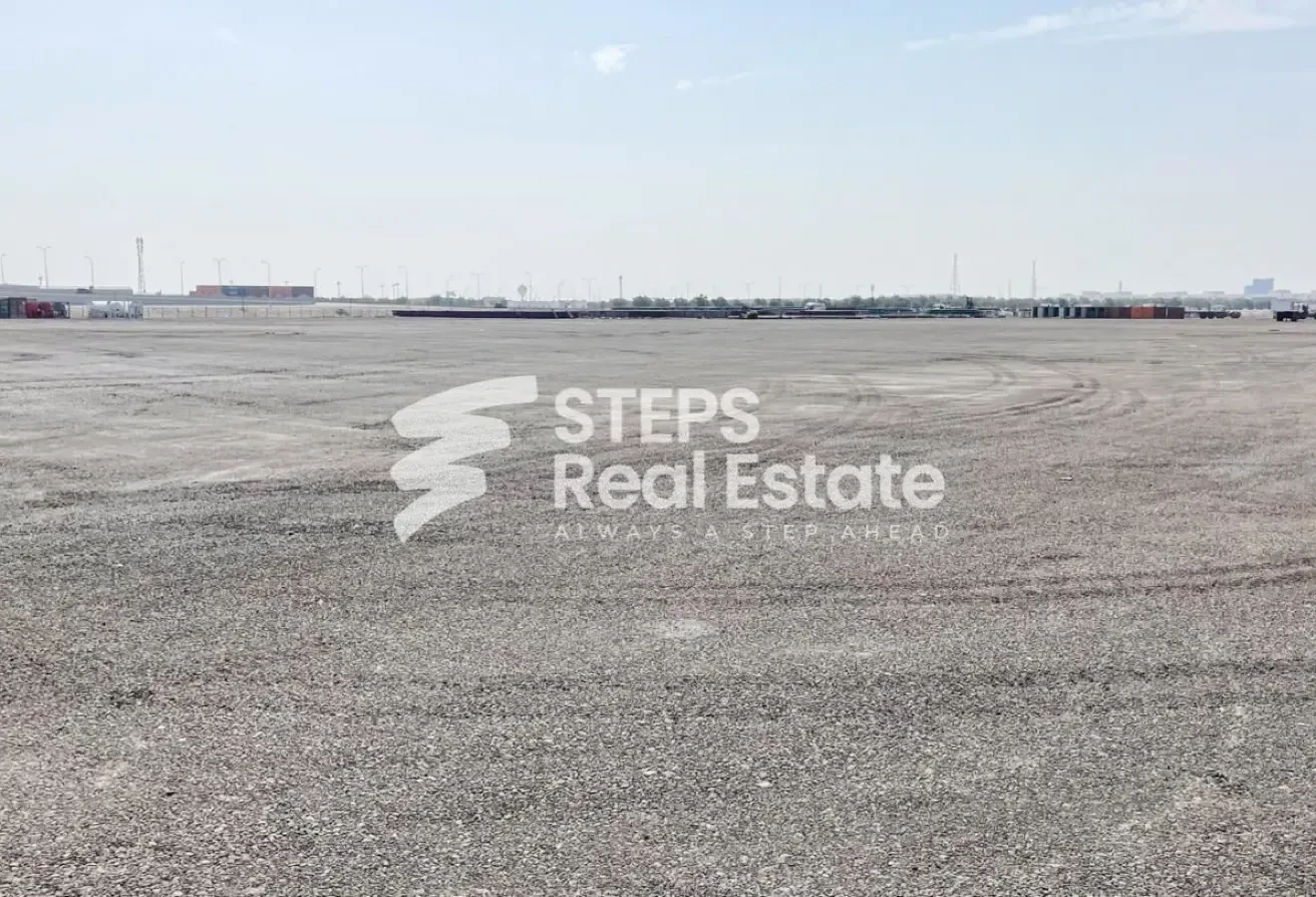 Storage Land for Rent in Birkat Al Awamer - Labor Camp in East Industrial Street