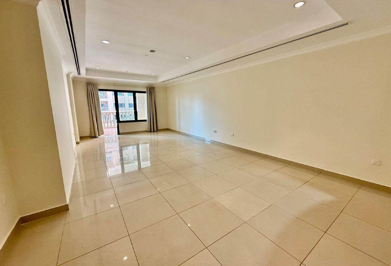 VERYY SPACIOUS / ONE BEDROOM / BIG TERRACE - Apartment in East Porto Drive