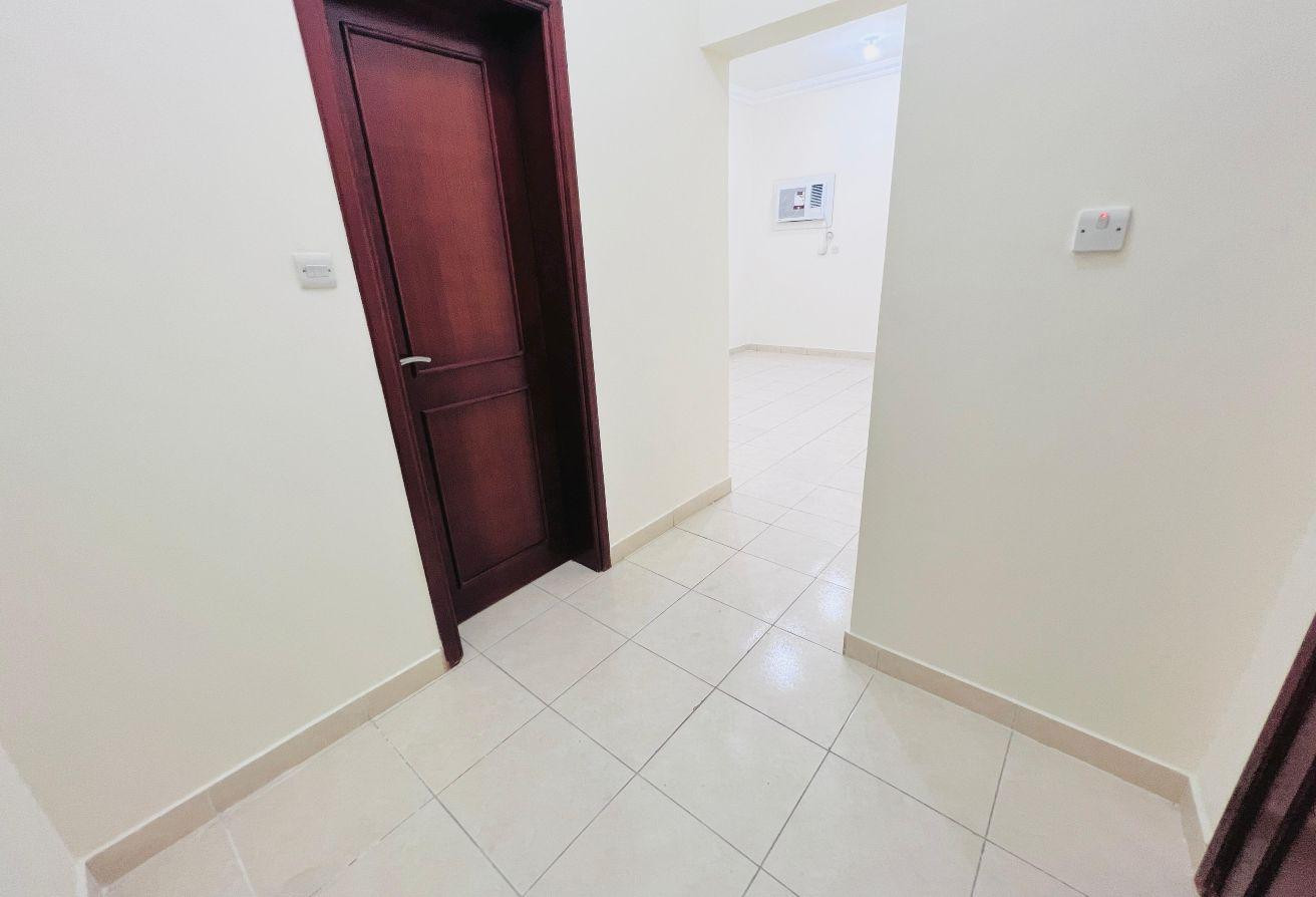 NO COMMISSION!!3BHK AVAILABLE IN MADINAT KHALIFA - Apartment in Madinat Khalifa Building 58