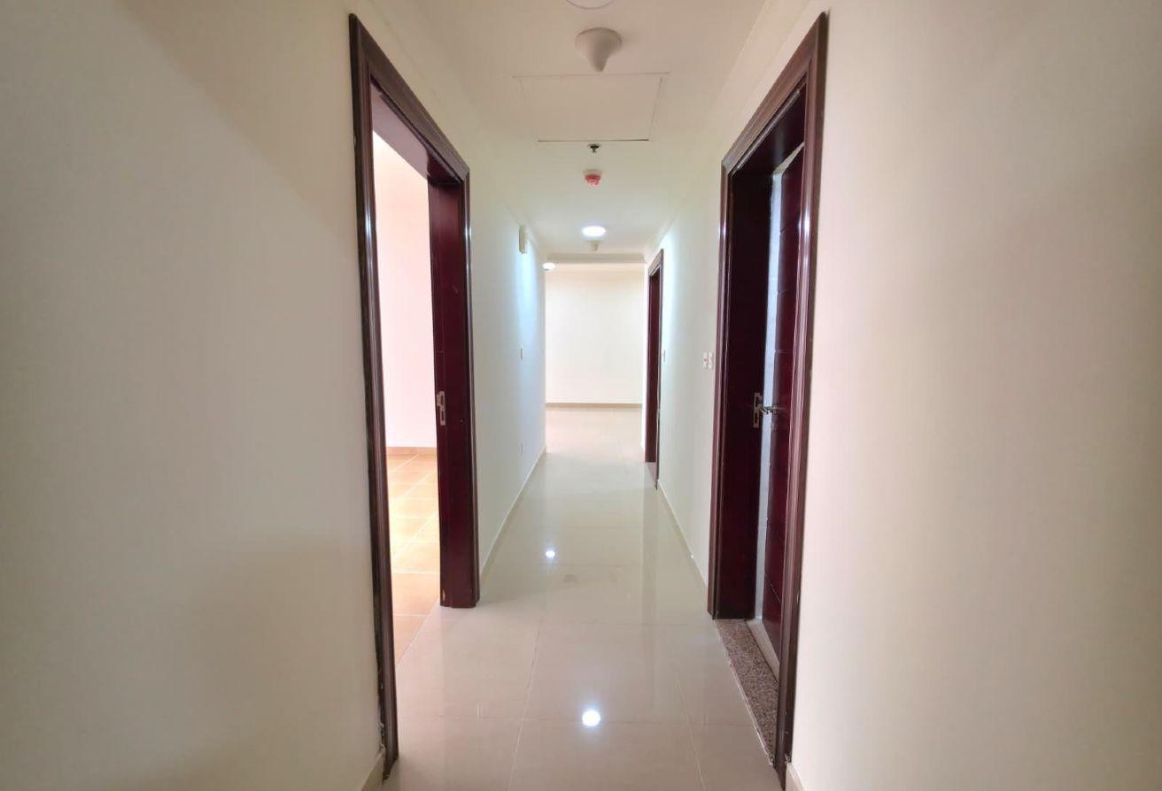 specious UF 3Bhk in the cornish 7200+2month free - Apartment in Doha
