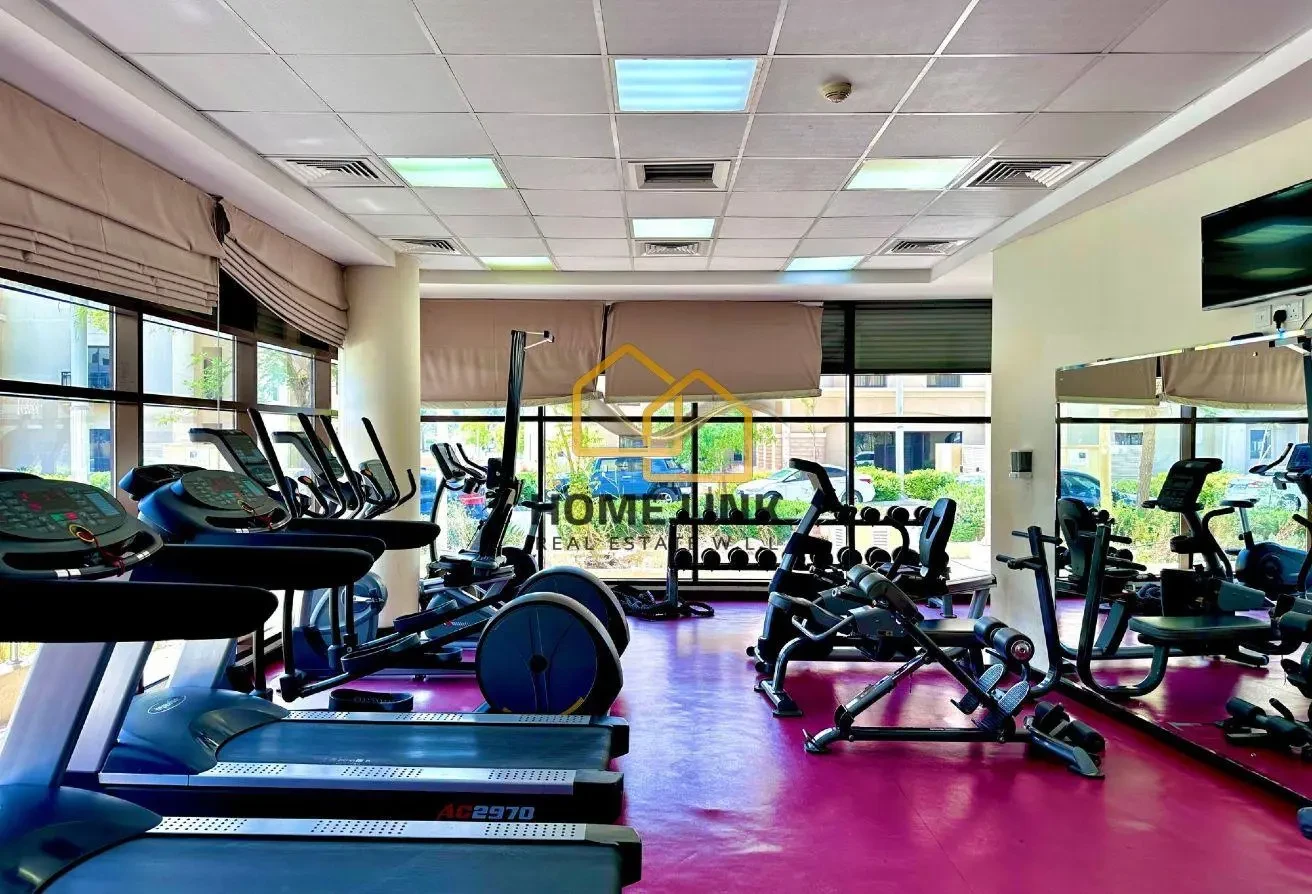 1BR SEMI FURNISHED APARTMENT| FOR SALE| FOX HILLS - Apartment in Regency Residence Fox Hills 1