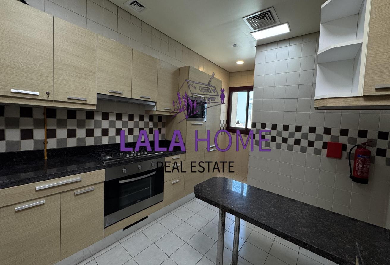 Beautiful Specious 3BR SF Qatar cool included