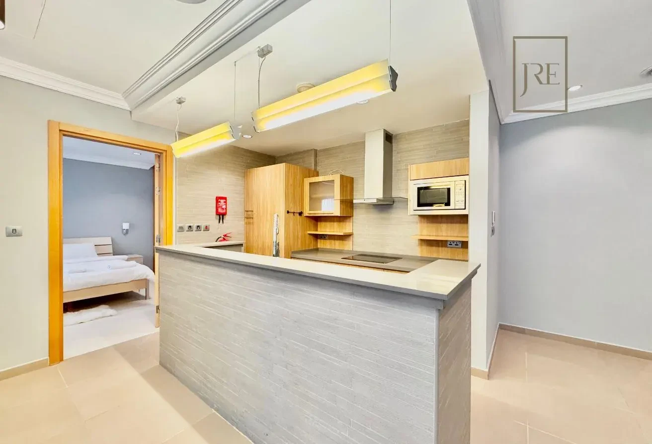 Modern Furnished 1 Bedroom with Balcony - Al Sadd - Apartment in Al Sadd Road