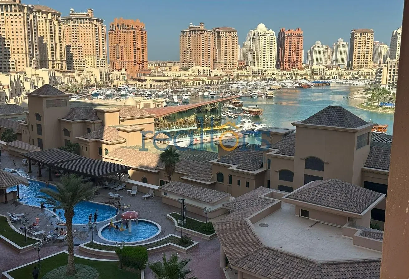 Amz Price 2-Bed with Partial Marina and Pool View - Apartment in East Porto Drive