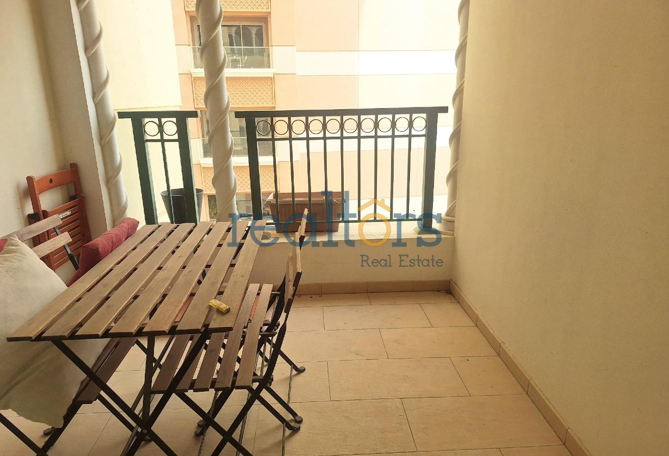 HOT DEAL STUDIO WITH BALCONY HIGH FLOOR - Studio Apartment in Viva West