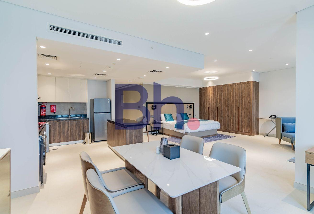 MODERN STUDIO | PREMIUM FINISH | MOVE-IN READY - Studio Apartment in La Plage West