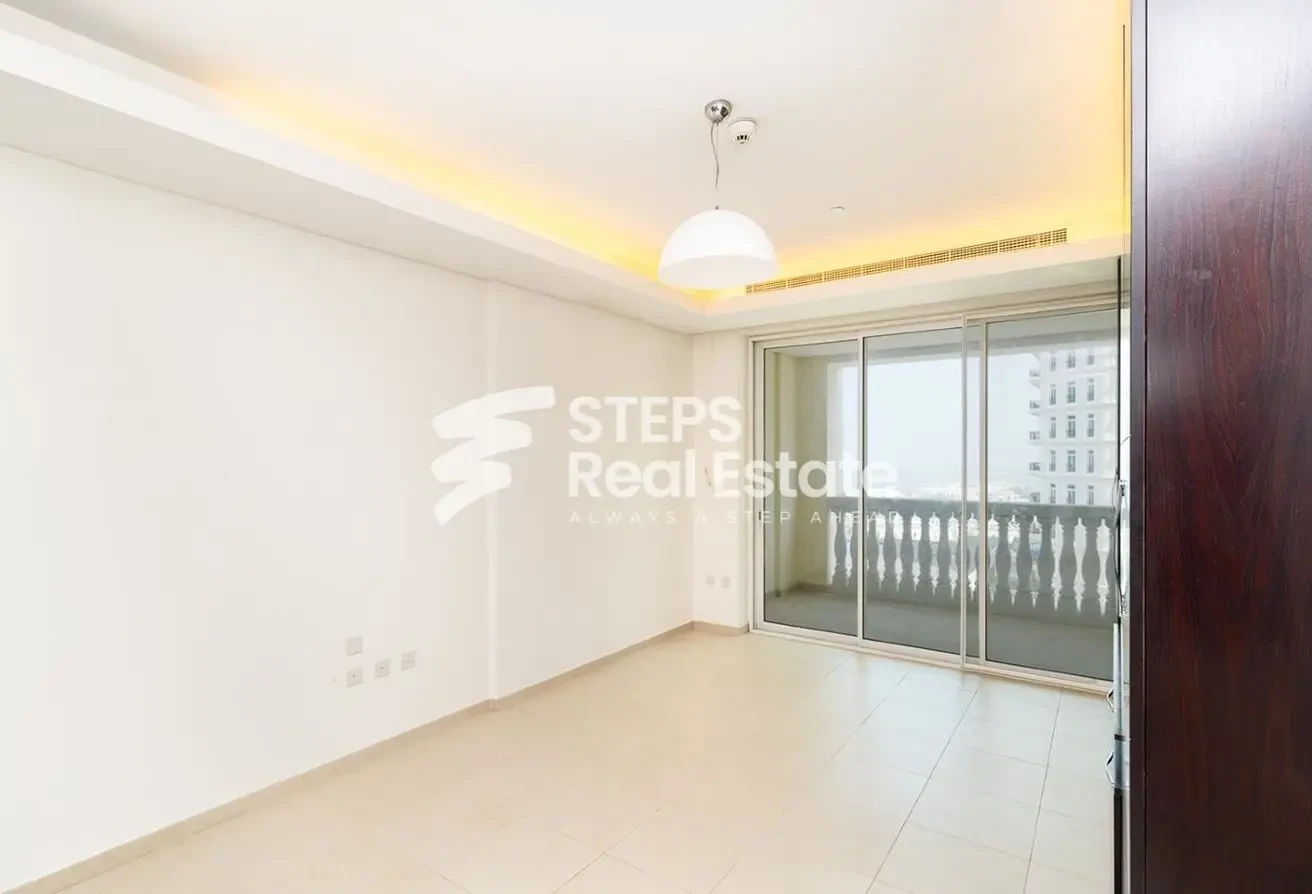 Studio for Rent in The Pearl | Bills Included - Apartment in West Porto Drive