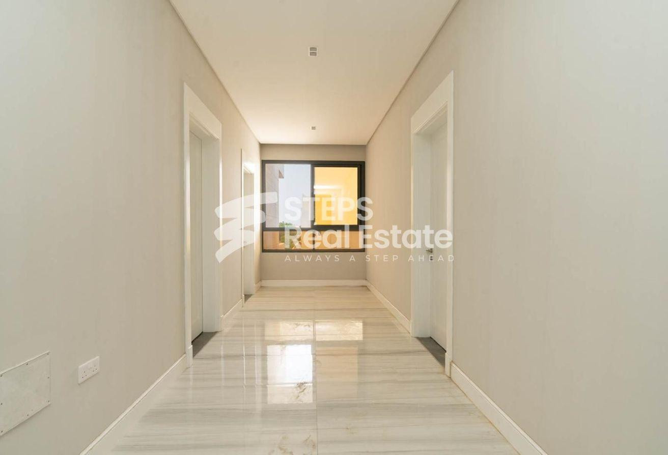 2 Brand New Modern Villas with Maid&#39;s Room - Villa in Umm Abirieh