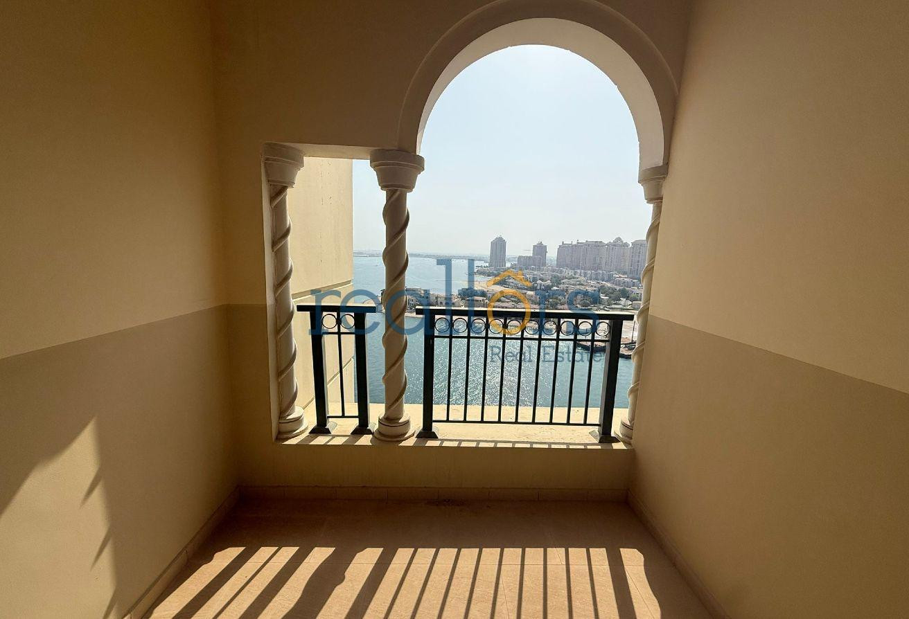 Experience beachfront living in this cozy studio a - Apartment in Viva West
