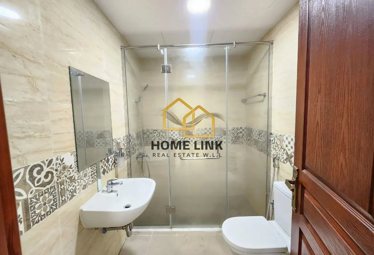 BRAND NEW | 2 BEDROOM SF APARTMENT IN FOXHILLS