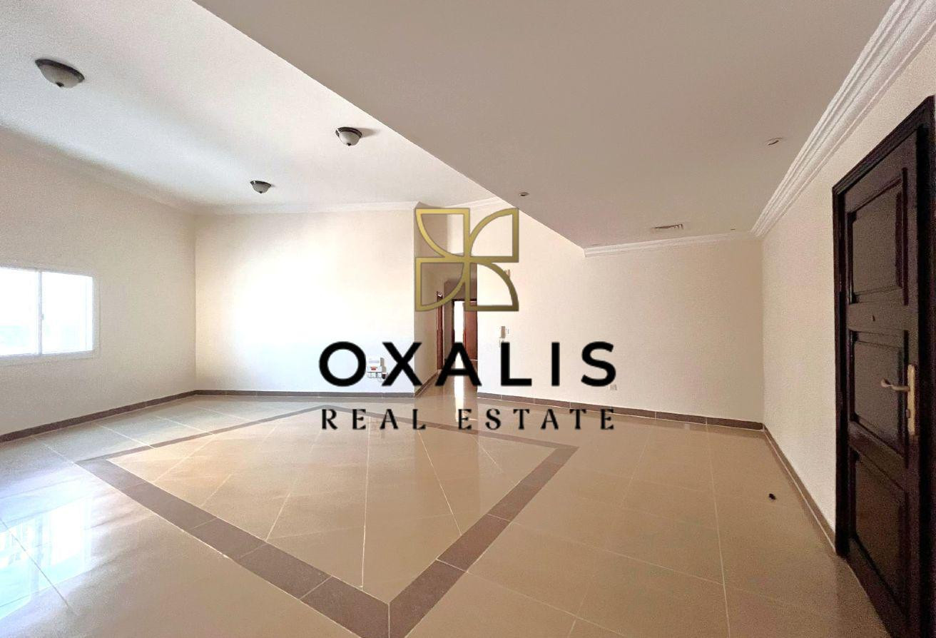 HUGE AND SPACIOUS 2 BHK UNFURNISHED | NEAR METRO - Apartment in Hadramout Street