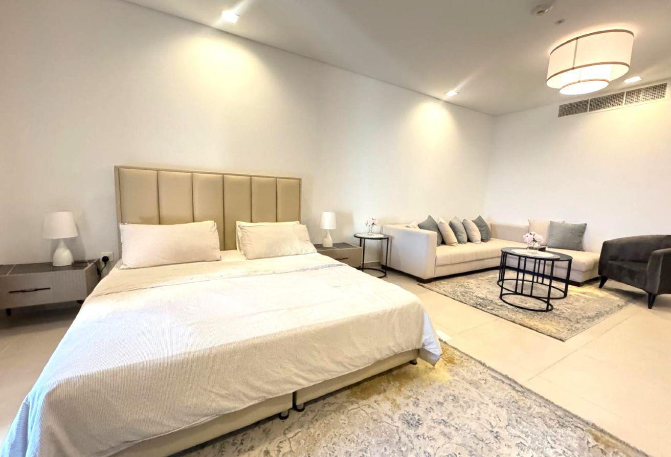 SEA VIEW FURNISHED STUDIO APARTMENT WITH BALCONY - Studio Apartment in Viva Bahriya