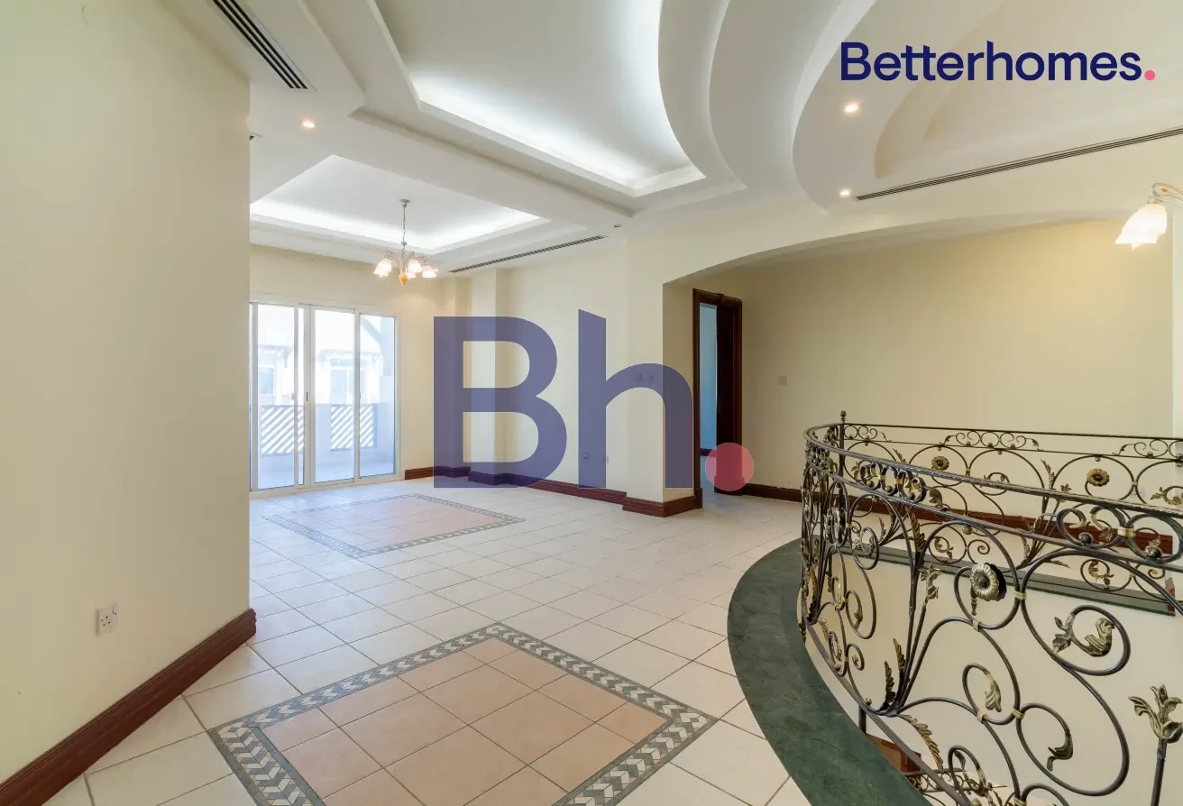 SPACIOUS 4BR VILLA WITH MAID’S ROOM | WEST BAY - Compound Villa in West Bay Lagoon