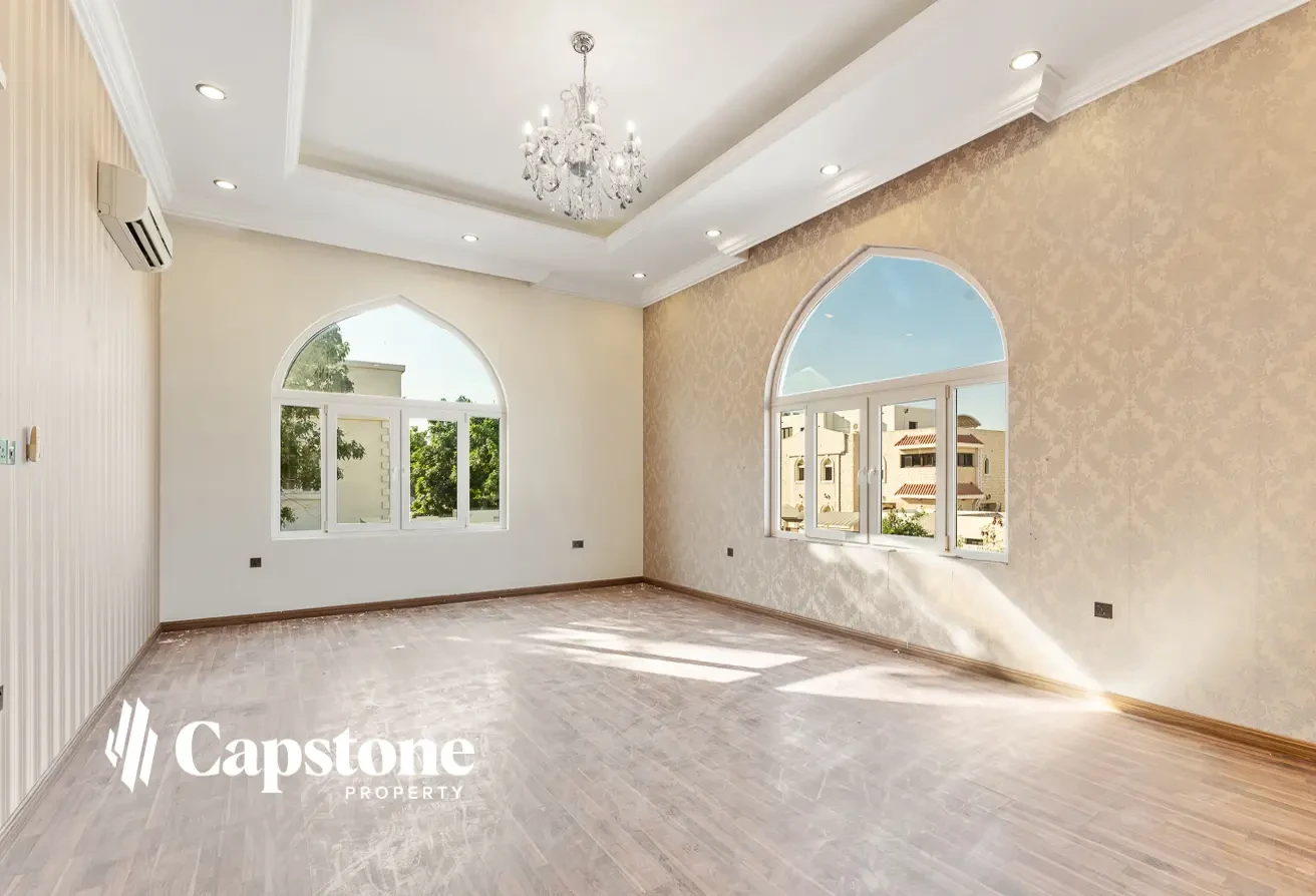 Spacious Villa with Private Pool | NO COMMISSION - Villa in Al Markhiya Street