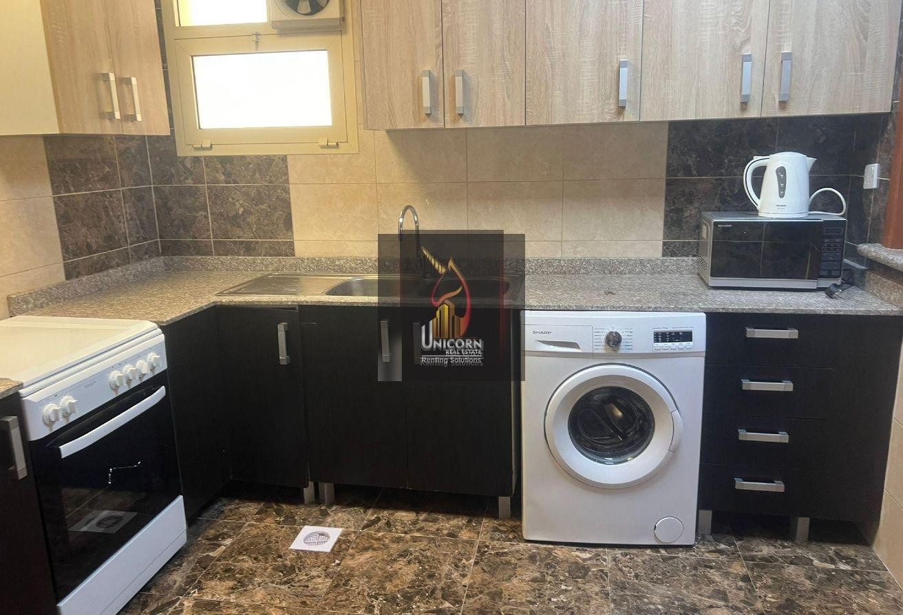 Affordable 2 BHK Bathtubs|FF|Near Park - Apartment in Muntazah 7