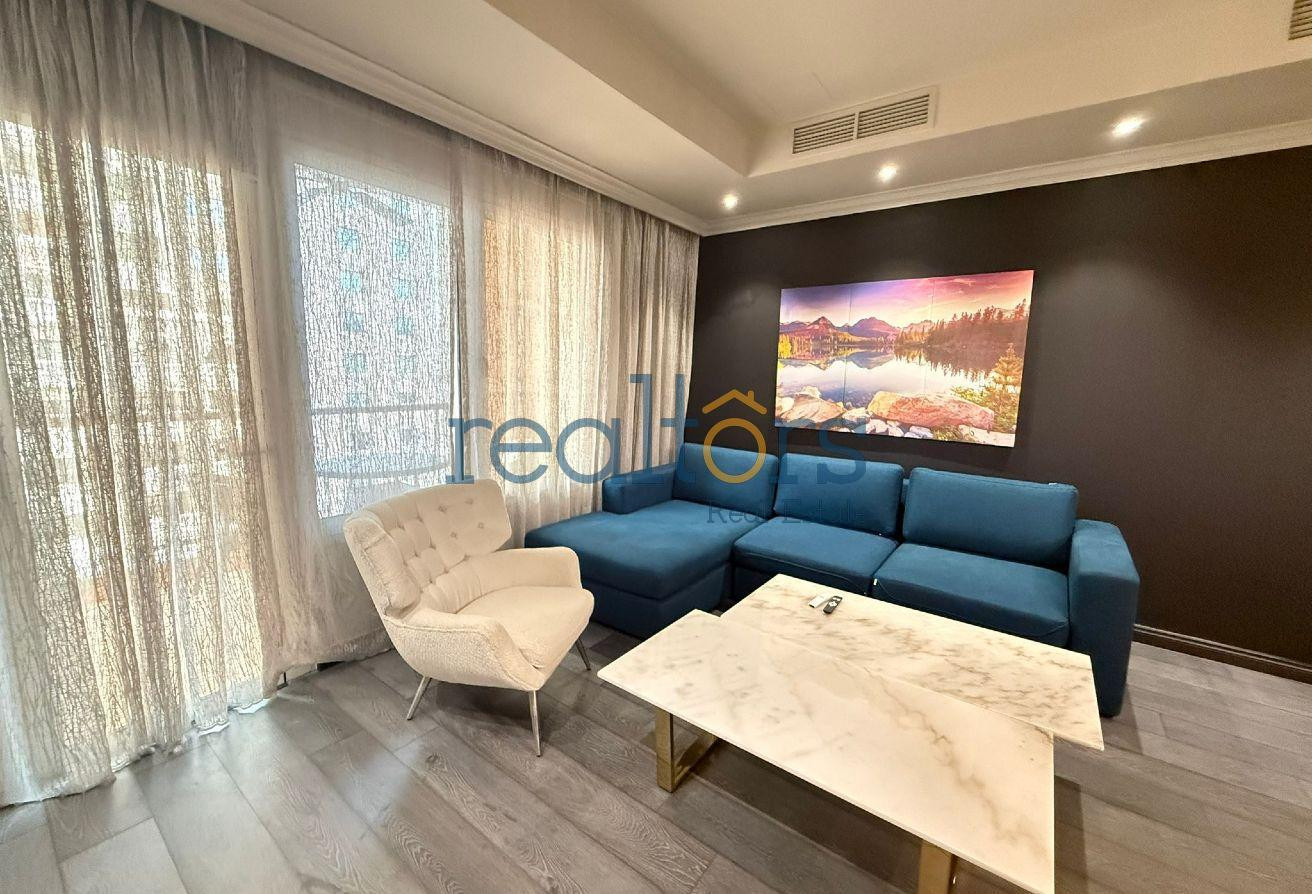 2BR Apartment with City &amp; Marina View Porto Arabia - Apartment in West Porto Drive