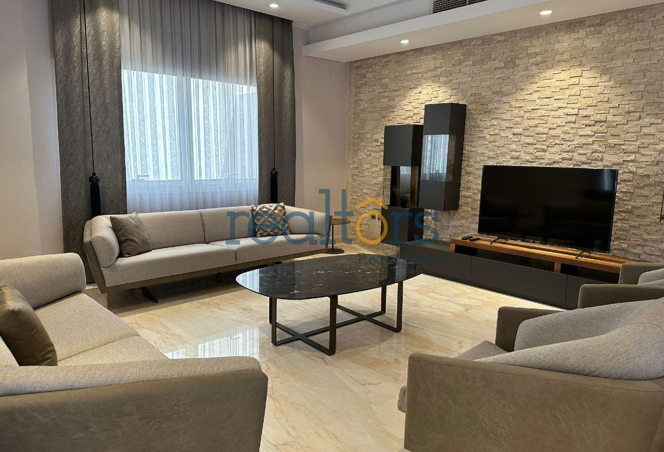 Luxurious| Modern | FF 4BR +Maid Villa | Compound - Compound Villa in Mamoura 18