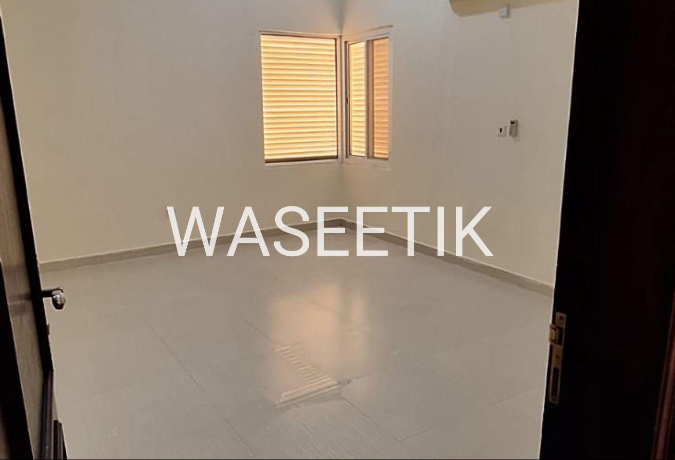 Villa 6bhk inside a nice Compound in Umm Al Amad - Villa in Q City Compound