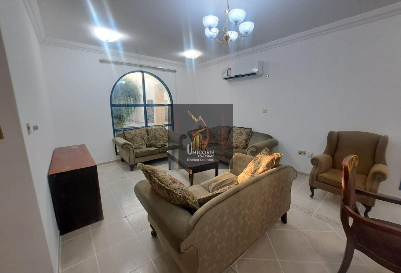 Great Deal, SF 4 BHK + Amenities + Tennis Court - Compound Villa in Al Markhiya Street