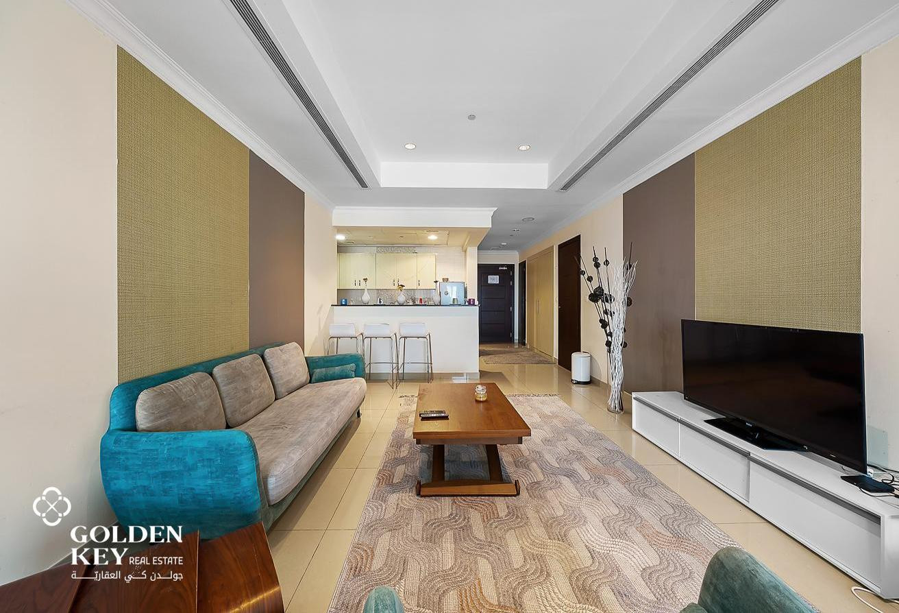 Chic Studio for Rent in Porto Arabia – For Rent - Apartment in West Porto Drive