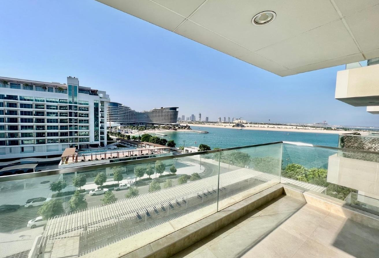 BRAND NEW ONE BEDROOM/FULLY FURNISHED/ INCLUDING