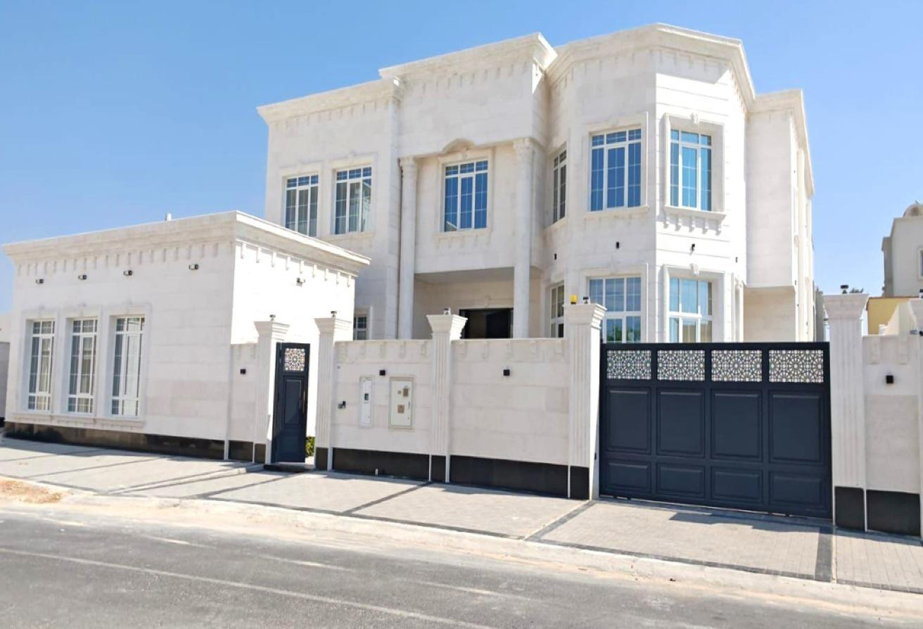 PRESTIGIOUS 7BR ULTRA-LUXURY VILLA + BASEMENT - Apartment in Abu Hamour