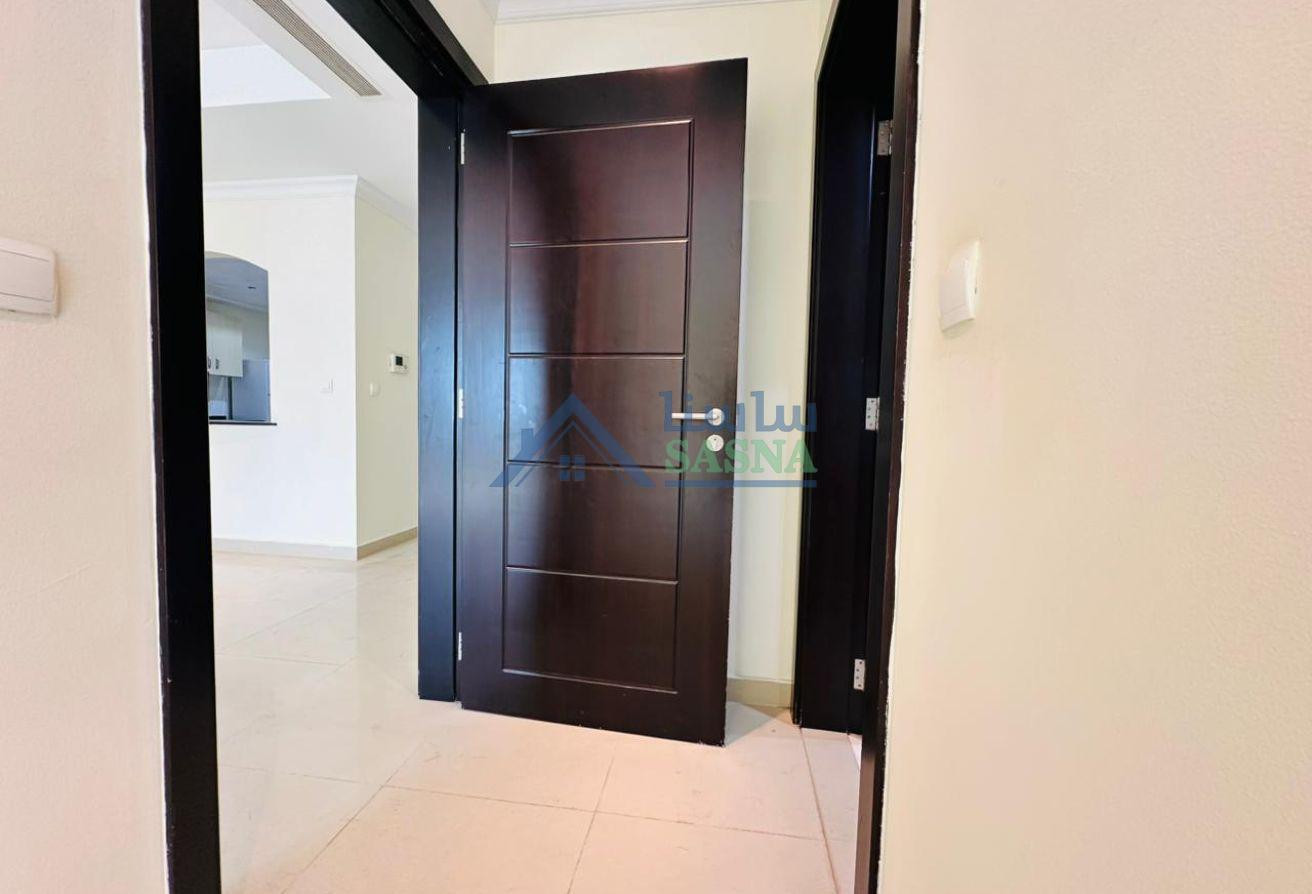 RENOVATED 1BHK IN PORTO ARABIA FOR SALE/ SIDE VIEW